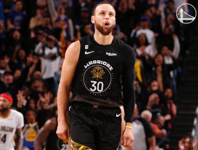 三后卫火力全开 勇士调试完备进入季后赛状态